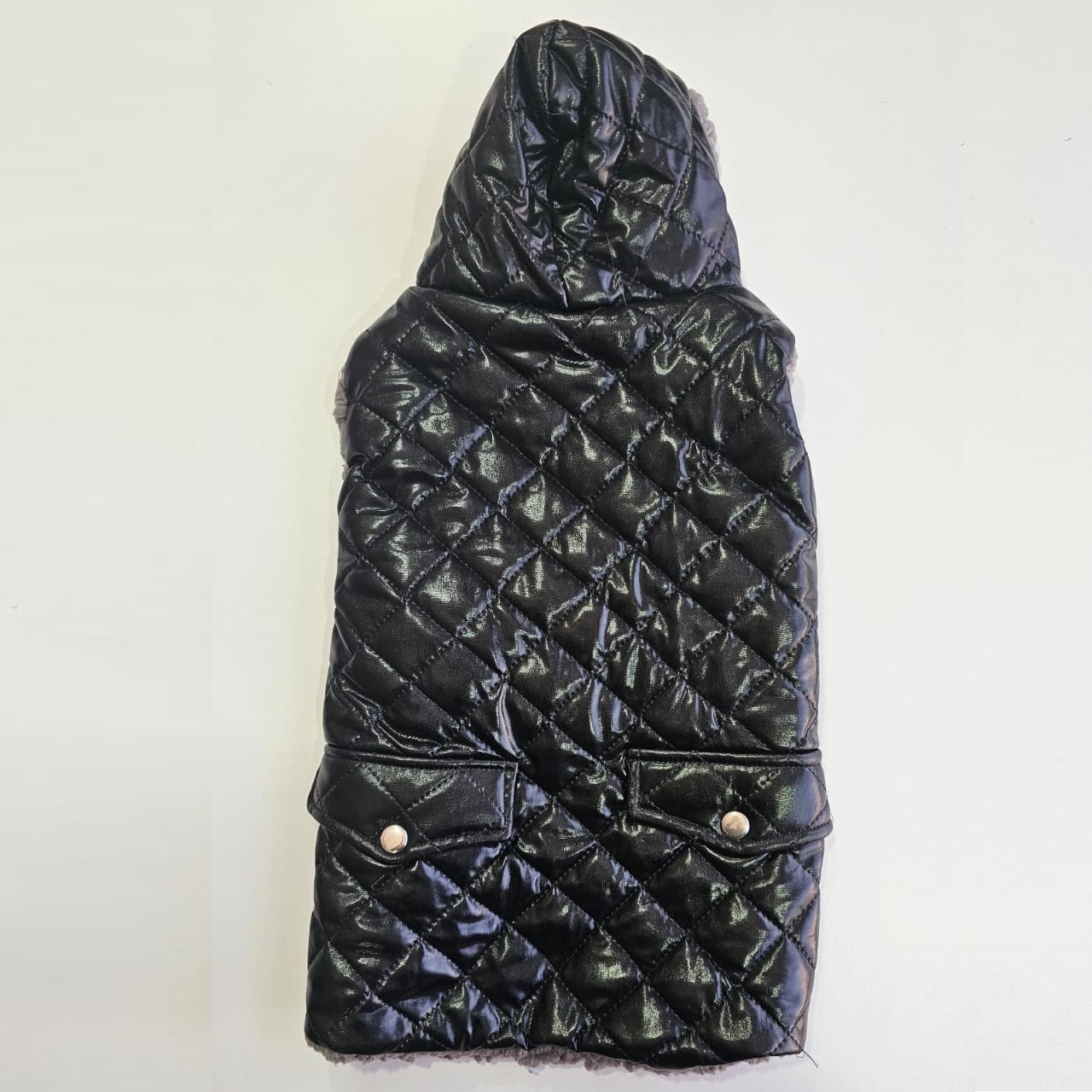 Chamarra metálica Color negro / 5 Pza