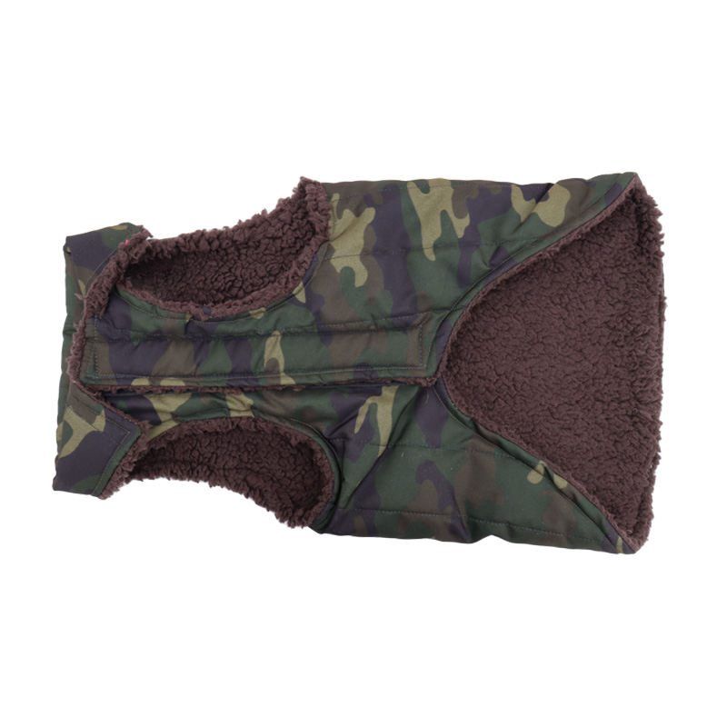 Chaleco básico Color camuflaje / 1 Pza